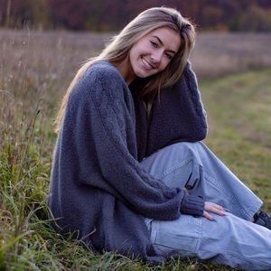 Meet your Posher, Rhiannon